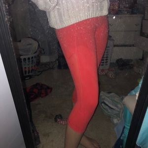Coral Capris Leggings